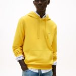 sudadera amarilla