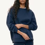 sudadera azul marino