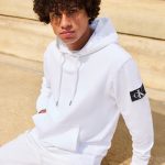 sudadera blanca