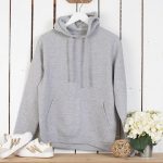 sudadera gris hombre