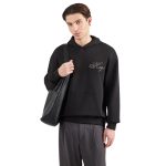 sudadera negra hombre