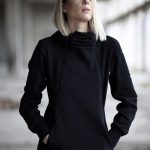 sudadera negra mujer