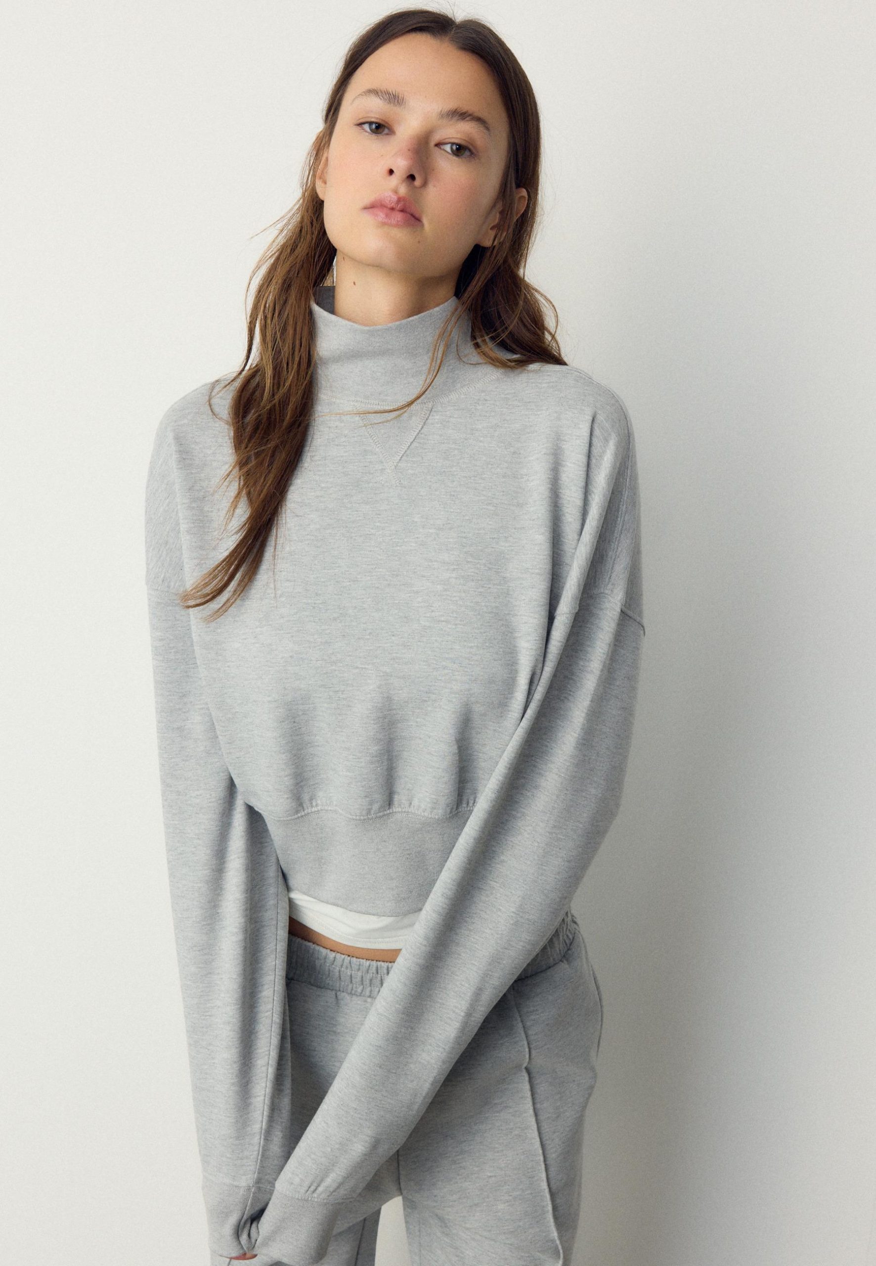 sudaderas-stradivarius-273qwh.jpg sudaderas stradivarius - Imagen 1