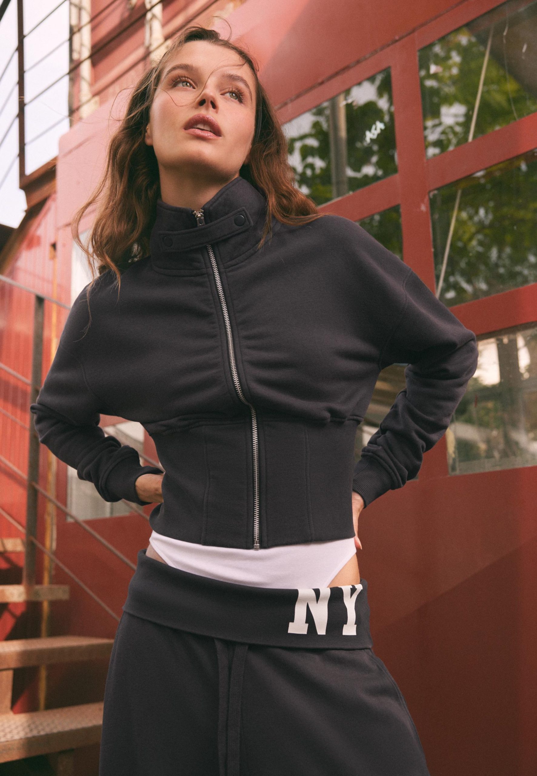 sudaderas-stradivarius-354bhd.jpg sudaderas stradivarius - Imagen 1