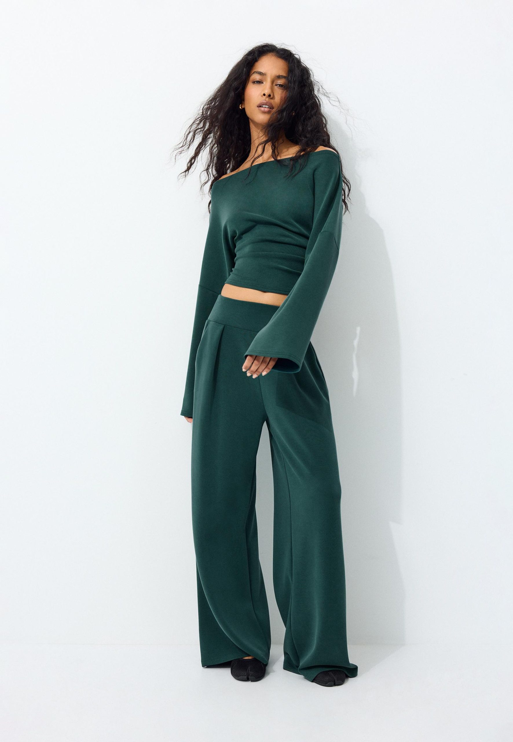 sudaderas-stradivarius-411vqk.jpg sudaderas stradivarius - Imagen 1